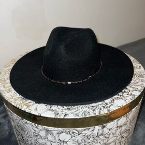 Elegant Black Fedora with Gold Chain Accent